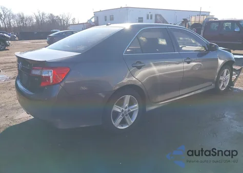 2015 Toyota Corolla L z USA, uszkodzony, nr VIN 2T1BURHE8FC430570